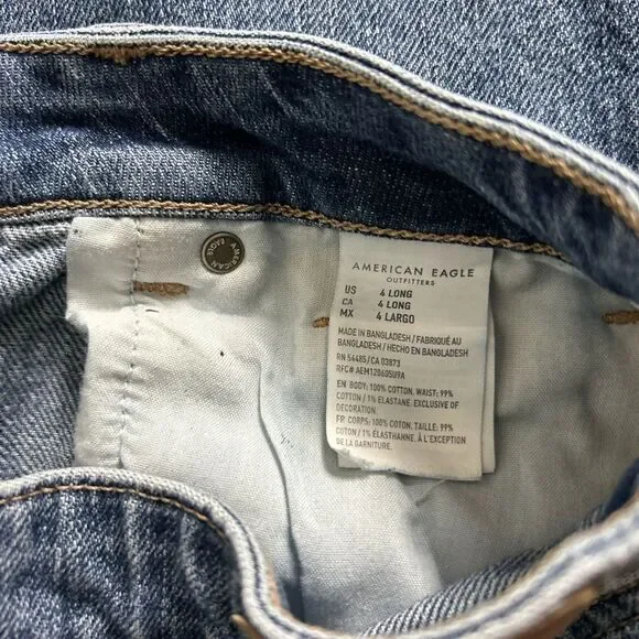 American Eagle Outfitters distressed Blue Mom Jeans Size 4 long - Picture 4 of 6